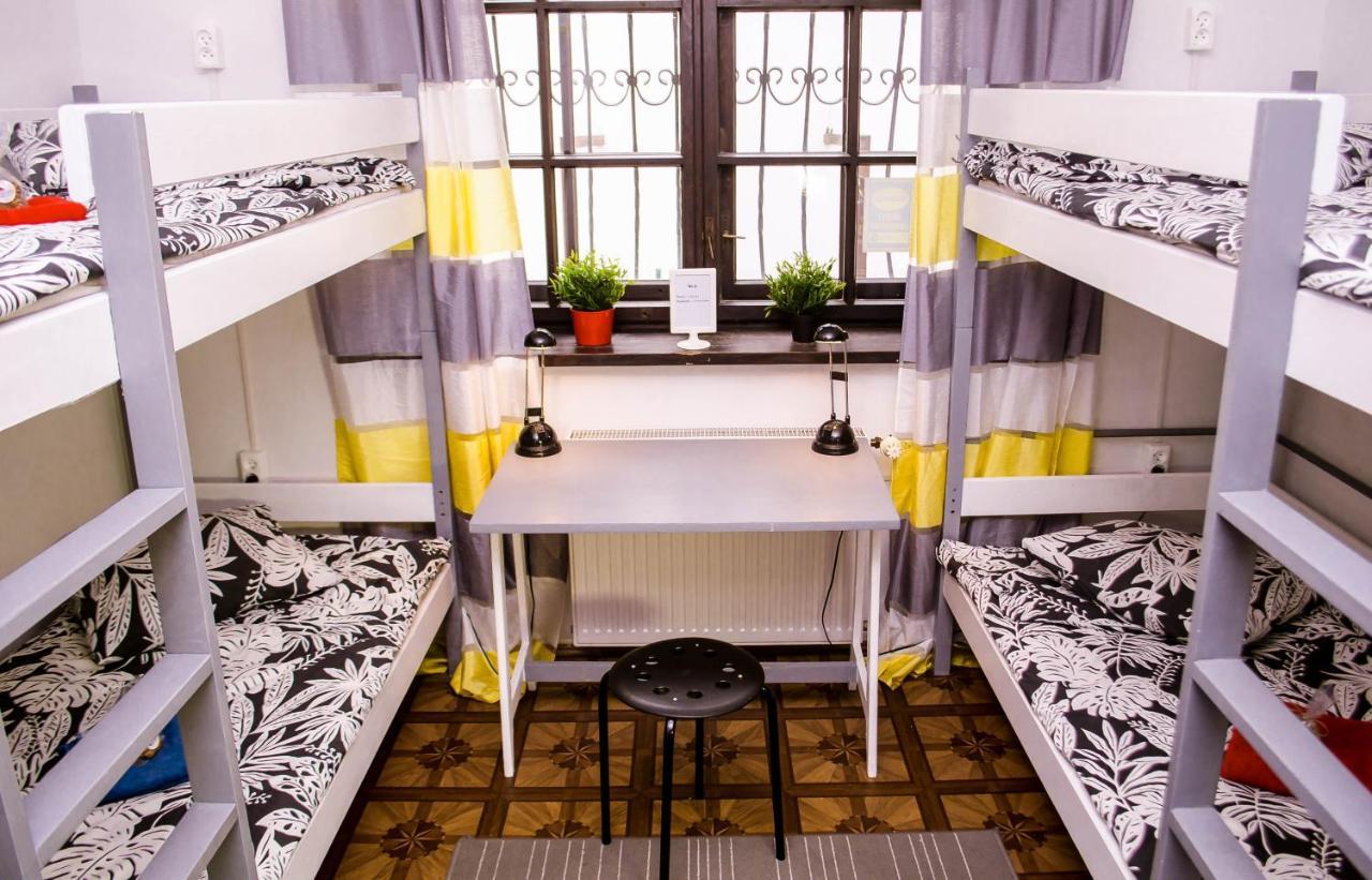 Classic Hostel Варшава Экстерьер фото