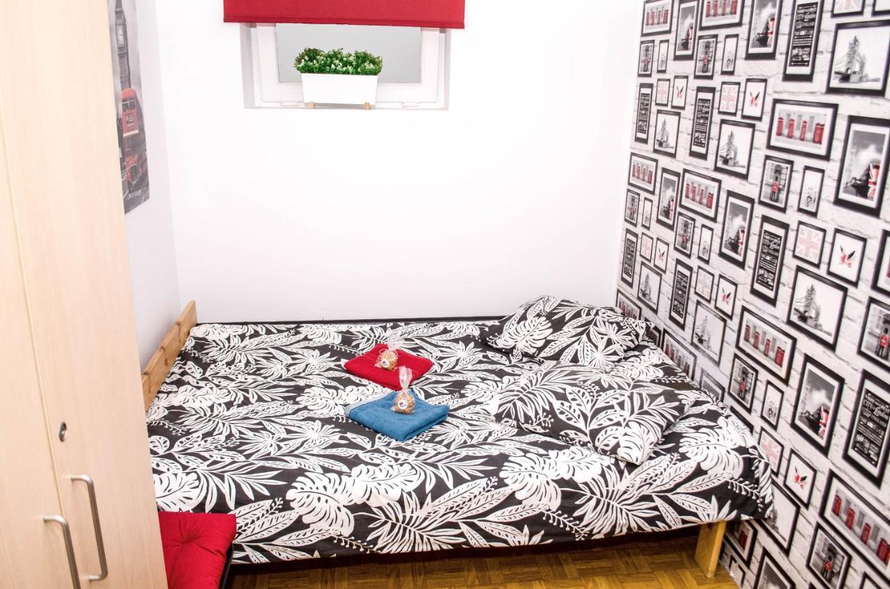 Classic Hostel Варшава Экстерьер фото