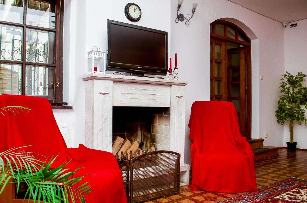 Classic Hostel Варшава Экстерьер фото